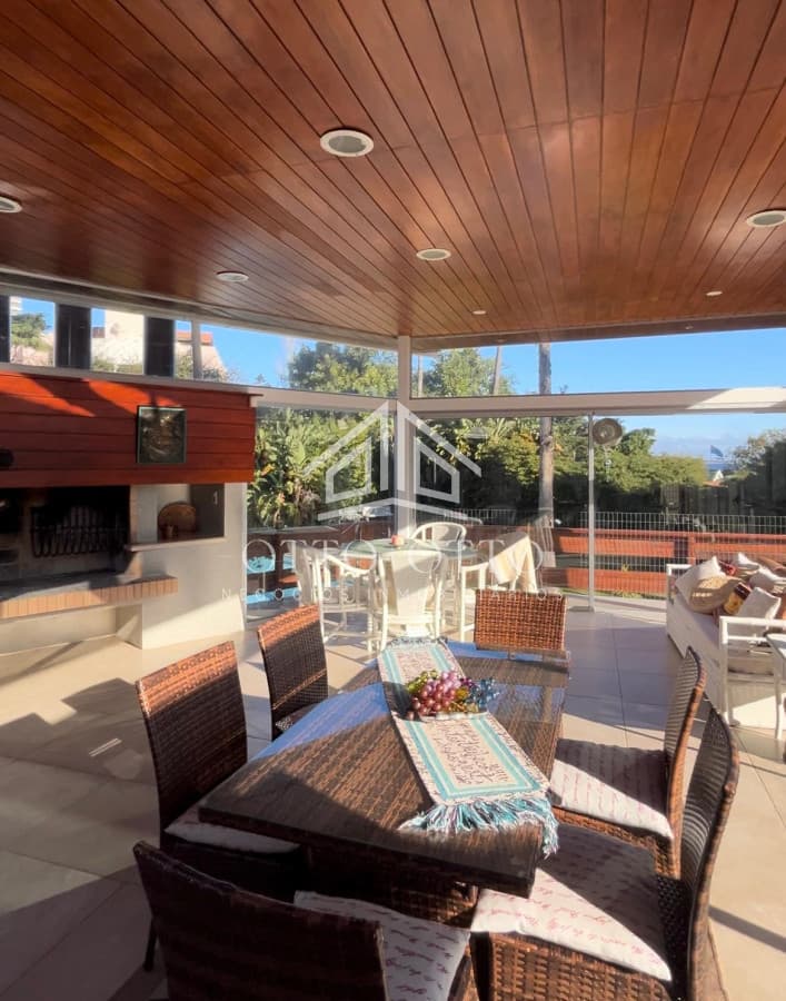 Venta casa siete dormitorios punta del este playa mansa amplio terreno