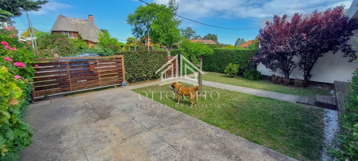 Casa en venta Altos De Pinares 3 dormitorios