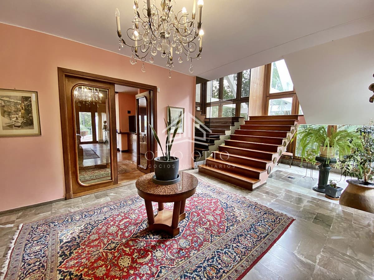 Magnifica residencia en Club del Lago