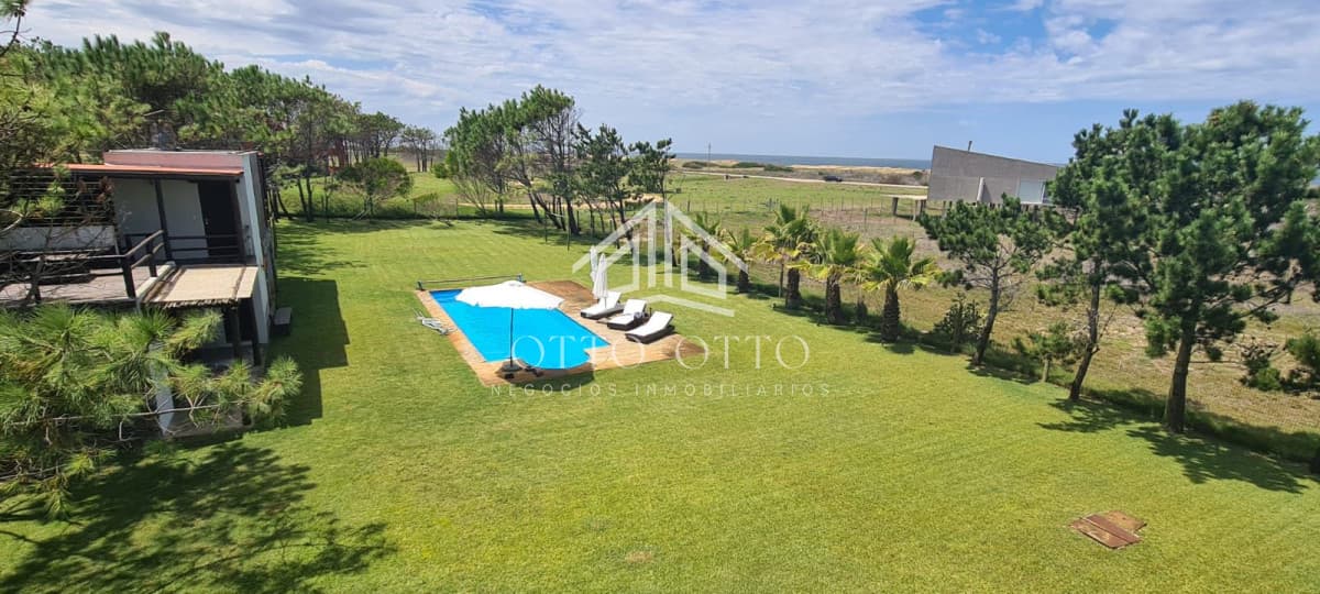 VENTA HERMOSO CHALET A METROS DEL MAR EN JOSÉ IGNACIO