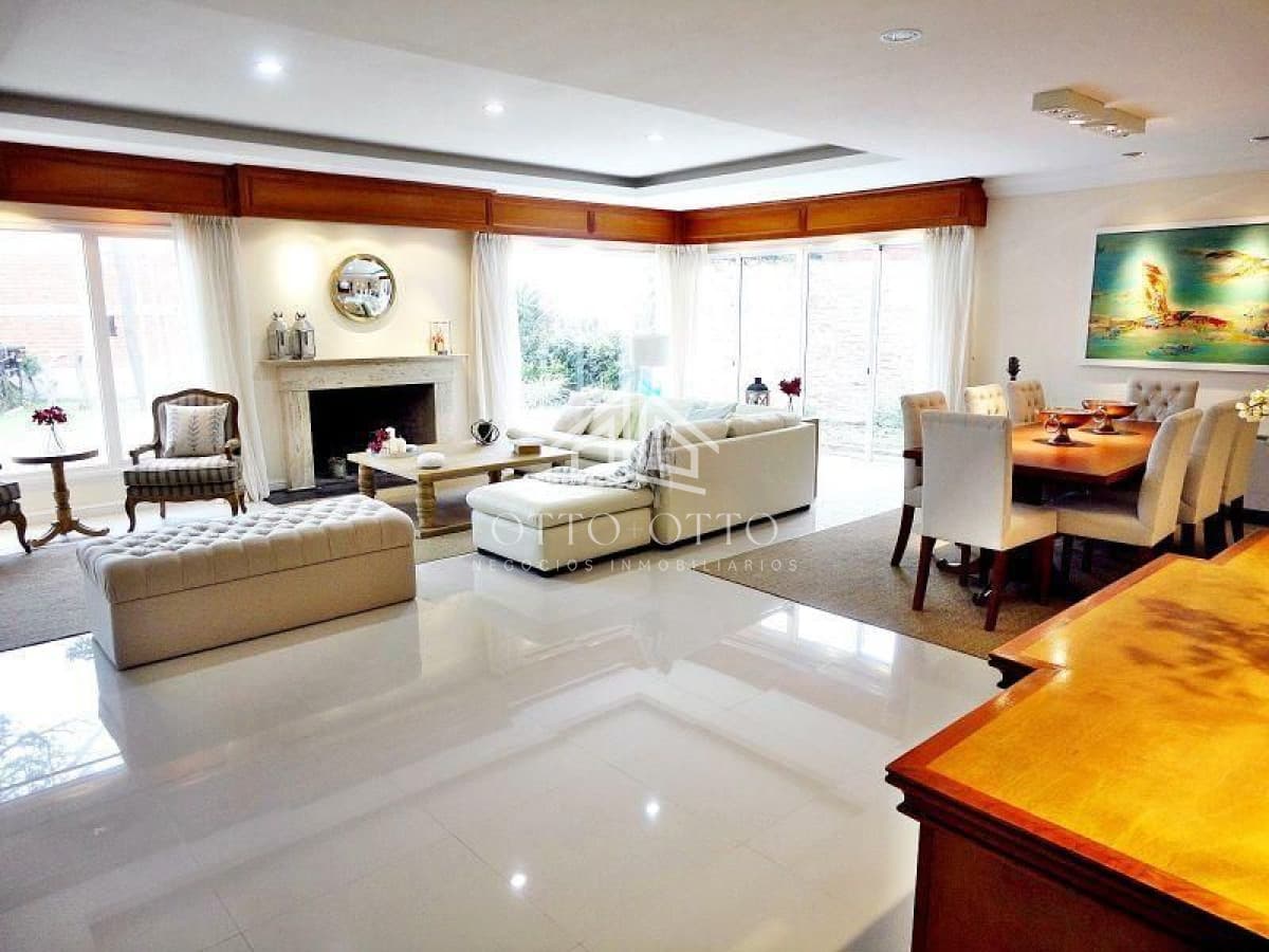 Casa en venta y alquiler temporario Punta Del Este 5 dormitorios