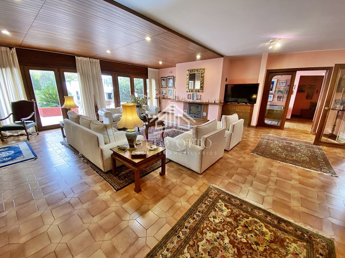 Magnifica residencia en Club del Lago