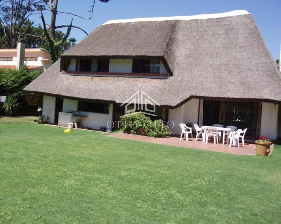 Casa de 3 dormitorios en Marly, Punta del Este