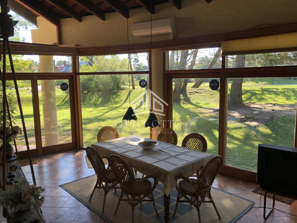 Venta casa cuatro dormitorios Maldonado Portezuelo gran terreno parrillero