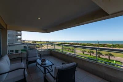 Departamento en Venta de Tres Dormitorios en Pozo