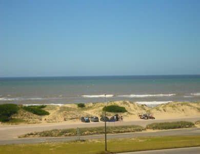 Departamento en Venta de Tres Dormitorios en Pozo