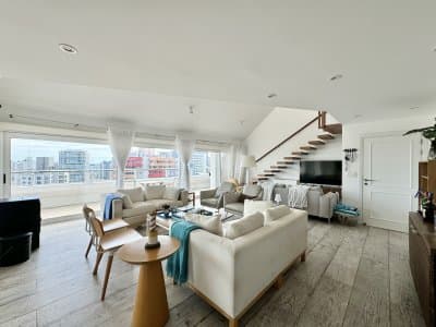 Departamento en Venta de Tres Dormitorios, Proyecto en Pozo