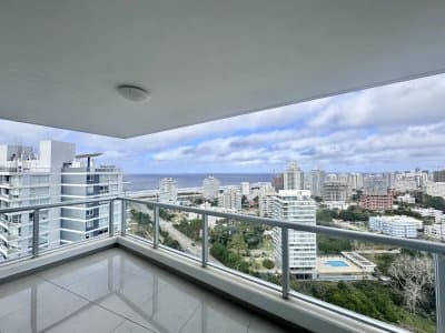 Departamento en Venta de Tres Dormitorios en Pozo