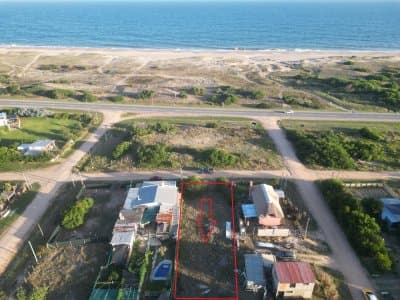Lote de 450m2 en balneario Buenos Aires