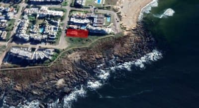 Lote en venta en Reserva Montoya frente a la Laguna